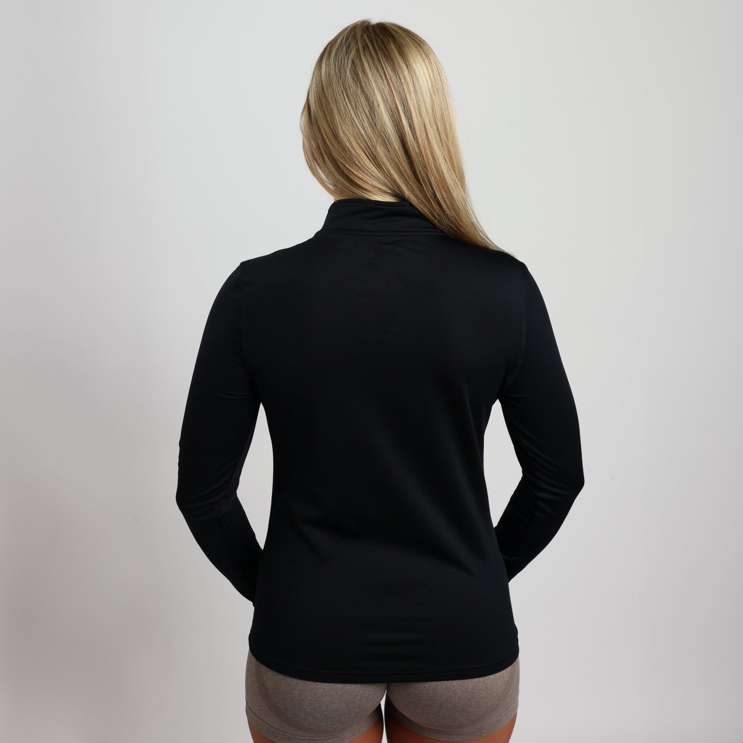 Woman Zukon Aerolite Quarter Zip- Black